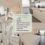 Sunset View , , Parking & Wifi *